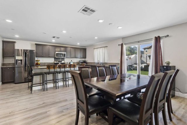 32486 Roman Warren Way, Winchester, CA 92596