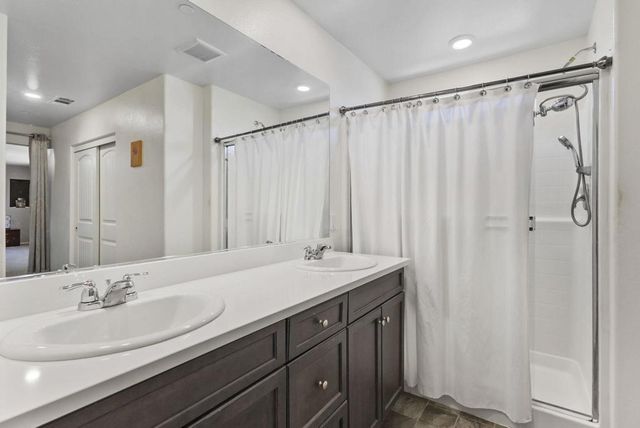 32486 Roman Warren Way, Winchester, CA 92596