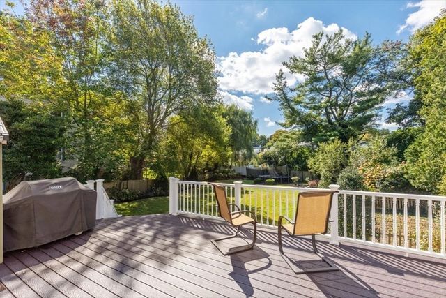 669 Commercial Street, Weymouth, MA 02189