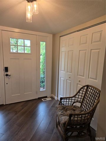266 Savoy Drive, Lake St Louis, MO 63367