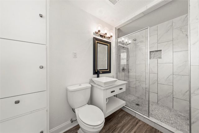 104 E Santa Anna Drive, Robinson, TX 76706