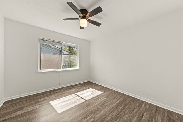 104 E Santa Anna Drive, Robinson, TX 76706