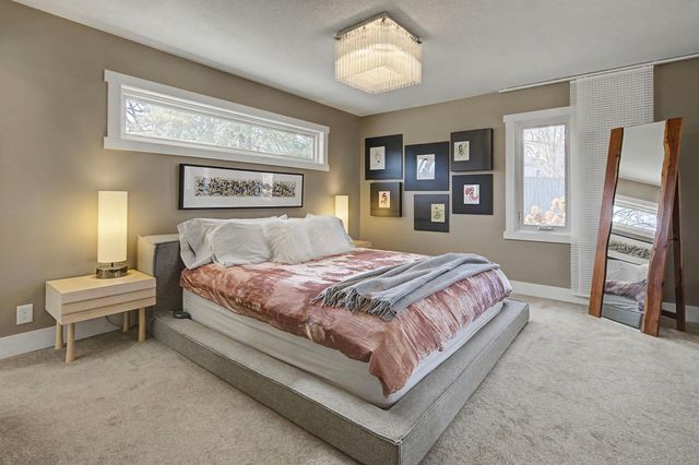 6725 Valley View Road, Edina, MN 55439