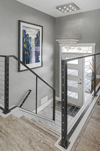 6725 Valley View Road, Edina, MN 55439