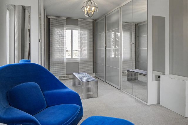 6725 Valley View Road, Edina, MN 55439