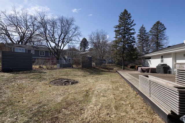 6725 Valley View Road, Edina, MN 55439