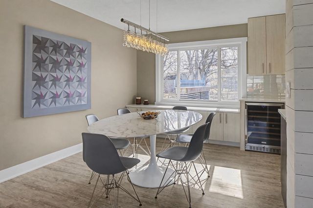 6725 Valley View Road, Edina, MN 55439