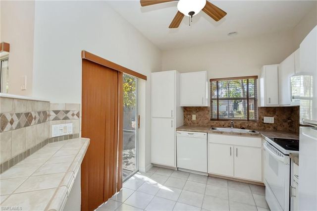 10714 San Tropez CIR, Estero, FL 33928