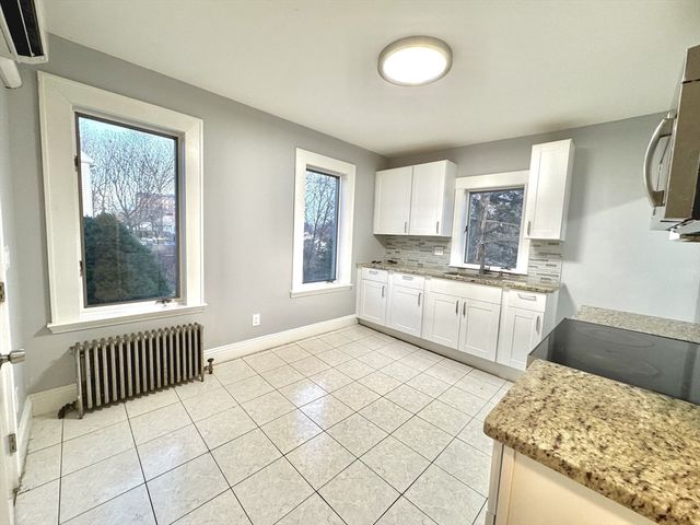 119 Highland Ave, Salem, MA 01970