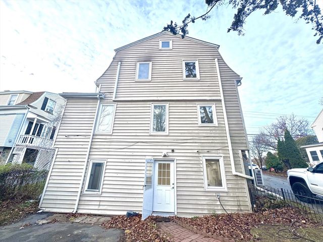 119 Highland Ave, Salem, MA 01970