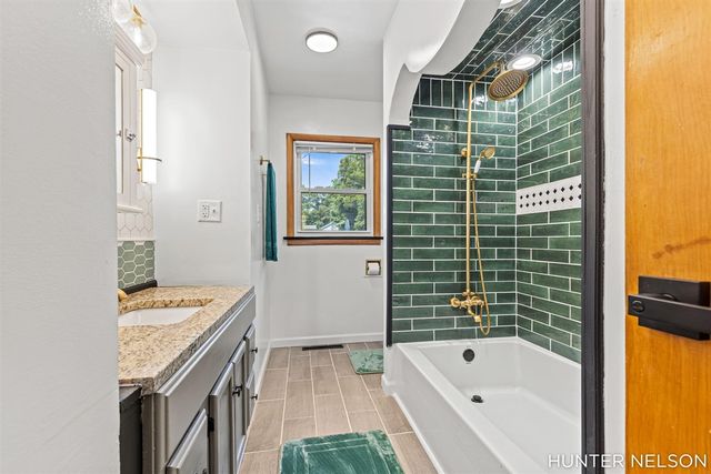 840 Andree Road, Muskegon, MI 49445