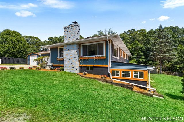 840 Andree Road, Muskegon, MI 49445