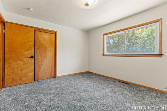 840 Andree Road, Muskegon, MI 49445