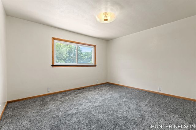 840 Andree Road, Muskegon, MI 49445