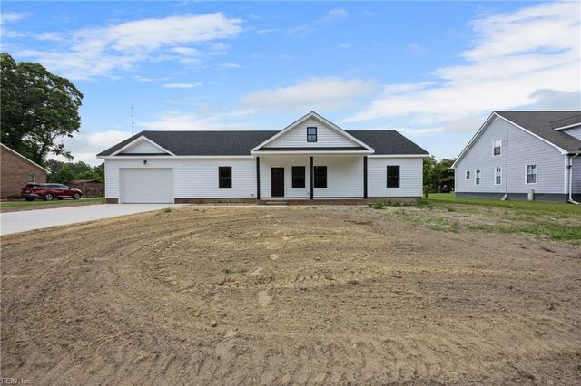 121 Danielle DR, Elizabeth City, NC 27909