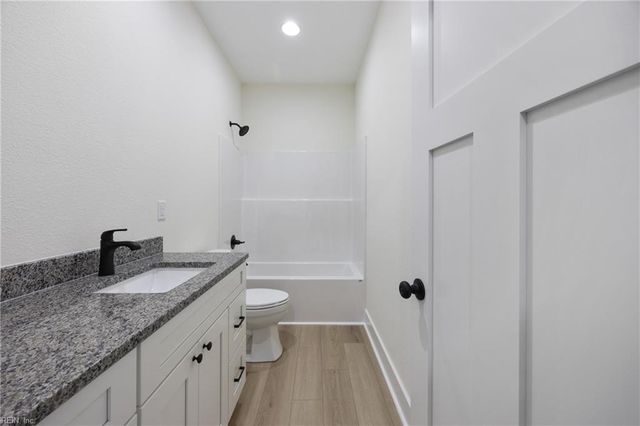 121 Danielle DR, Elizabeth City, NC 27909