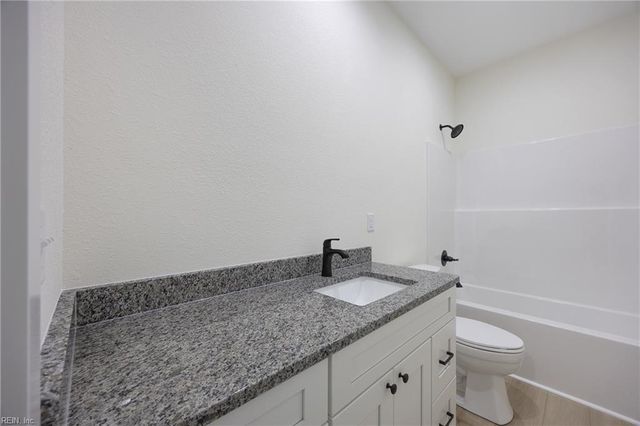 121 Danielle DR, Elizabeth City, NC 27909