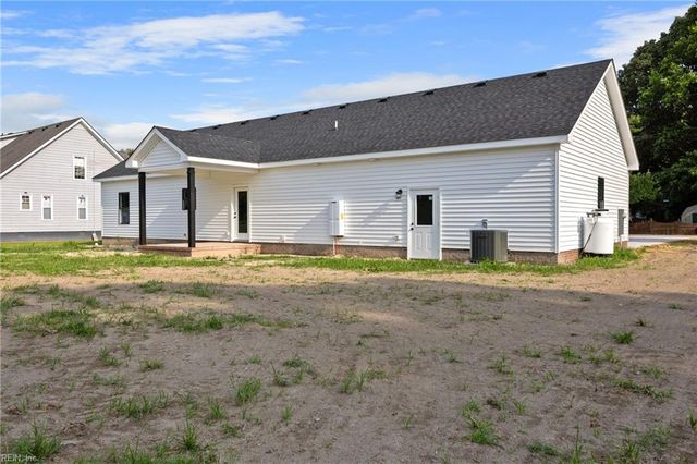 121 Danielle DR, Elizabeth City, NC 27909