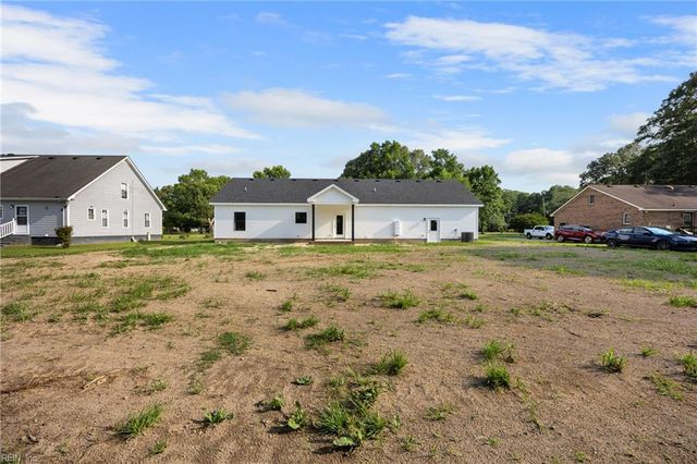 121 Danielle DR, Elizabeth City, NC 27909