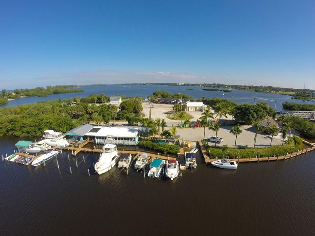 1140 BEACHCOMBER COURT 11, Osprey, FL 34229