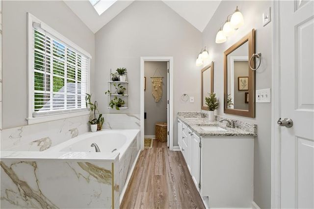 177 Picketts Lake Drive, Acworth, GA 30101