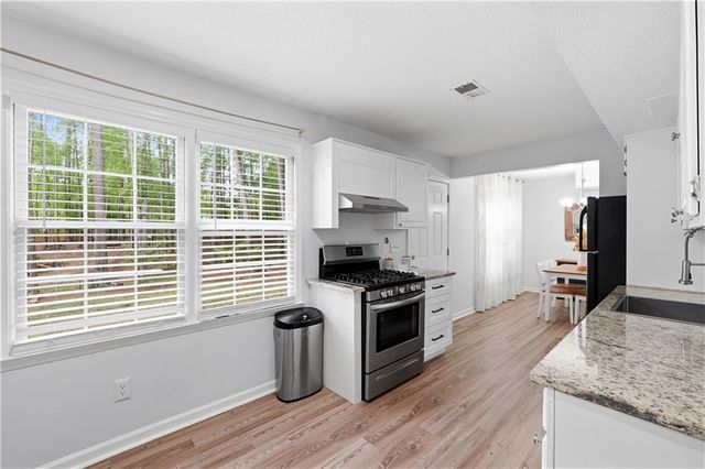 177 Picketts Lake Drive, Acworth, GA 30101