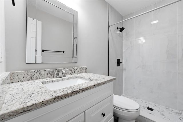 177 Picketts Lake Drive, Acworth, GA 30101