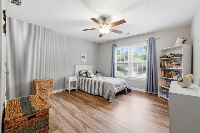 177 Picketts Lake Drive, Acworth, GA 30101