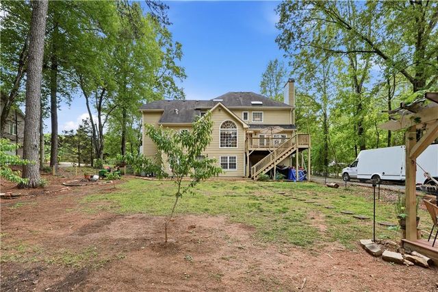 177 Picketts Lake Drive, Acworth, GA 30101
