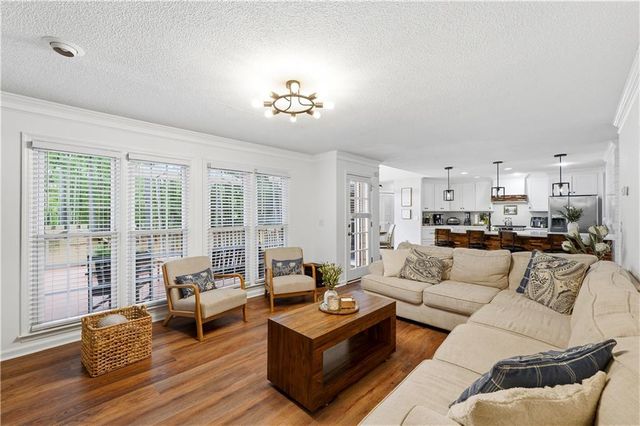 177 Picketts Lake Drive, Acworth, GA 30101