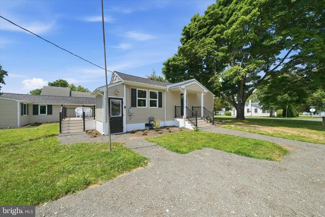 41 BEACHVIEW AVE, Earleville, MD 21919