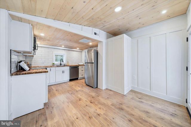 41 BEACHVIEW AVE, Earleville, MD 21919