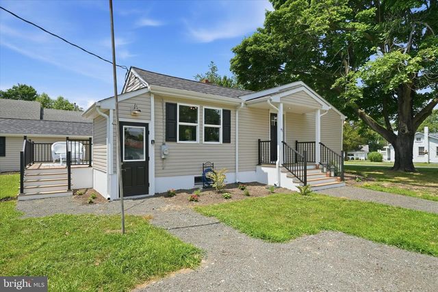 41 BEACHVIEW AVE, Earleville, MD 21919