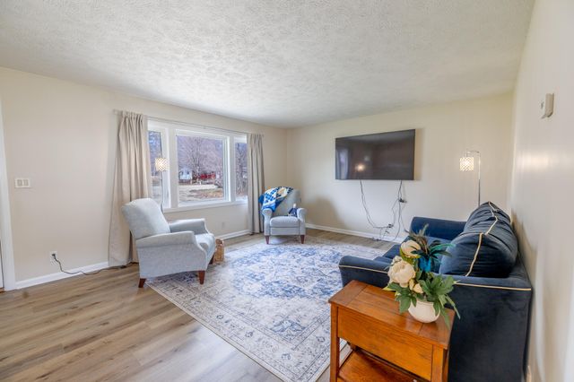 12594 144th Avenue, Grand Haven, MI 49417