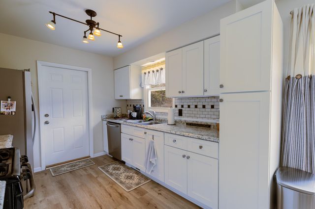 12594 144th Avenue, Grand Haven, MI 49417