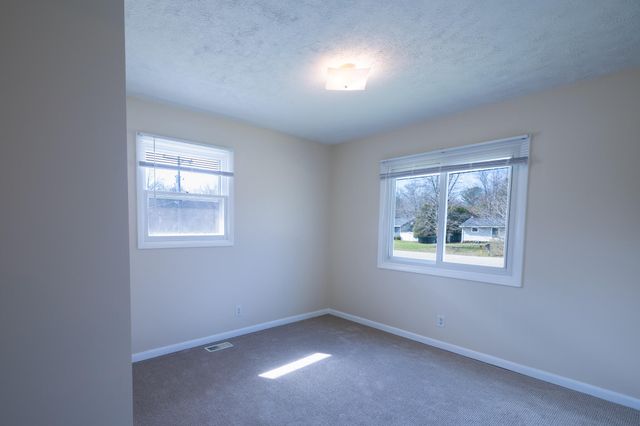 12594 144th Avenue, Grand Haven, MI 49417