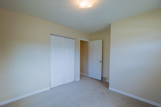 12594 144th Avenue, Grand Haven, MI 49417