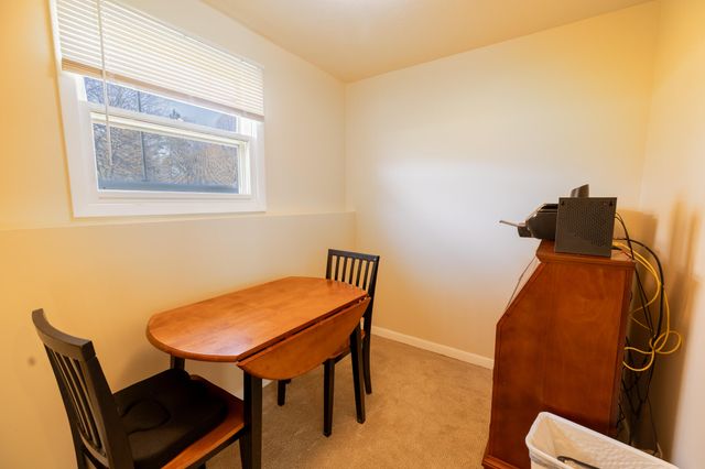 12594 144th Avenue, Grand Haven, MI 49417