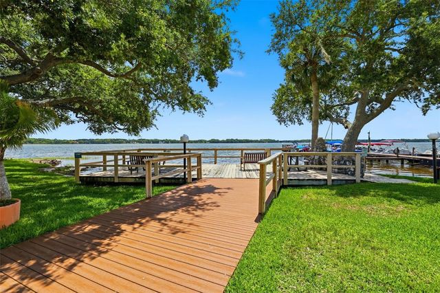 98 S HIGHLAND AVENUE 102, Tarpon Springs, FL 34689
