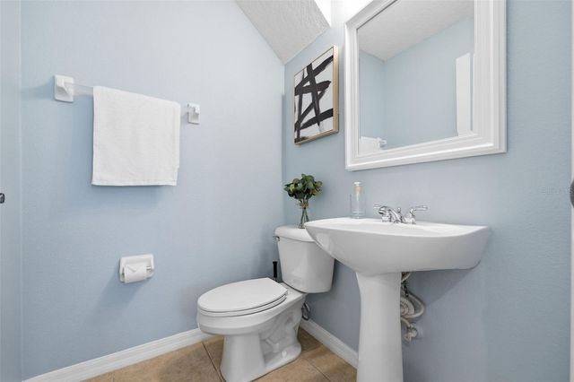98 S HIGHLAND AVENUE 102, Tarpon Springs, FL 34689