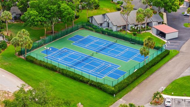 98 S HIGHLAND AVENUE 102, Tarpon Springs, FL 34689