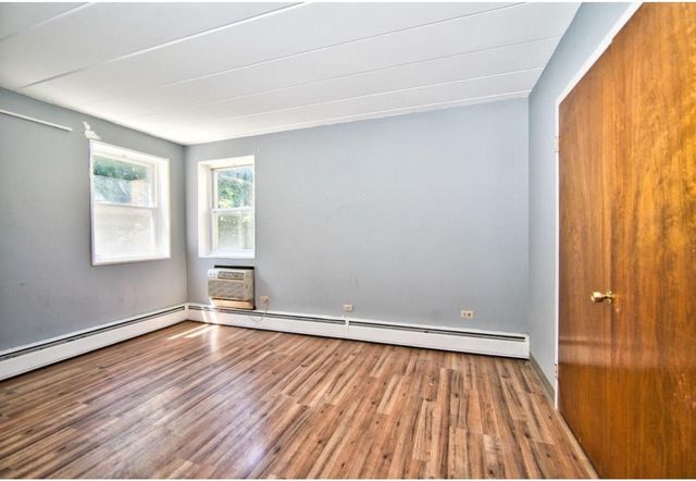 6161 N Hoyne Avenue 214, Chicago, IL 60659