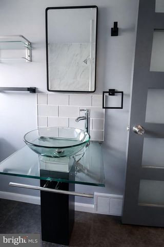 411 INDIAN MANOR DR, Leesport, PA 19533