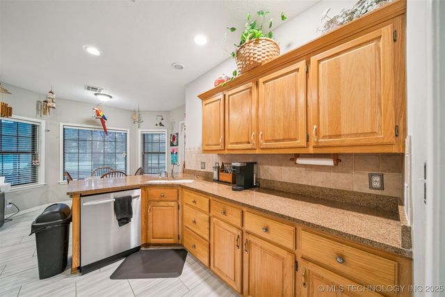 3417 Heritage Drive, Claremore, OK 74019