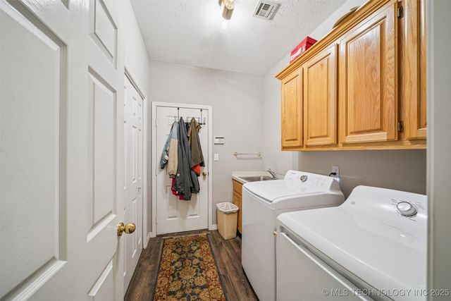 3417 Heritage Drive, Claremore, OK 74019