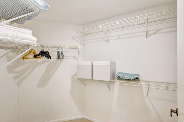 800 Uno Lago Drive 302, Juno Beach, FL 33408