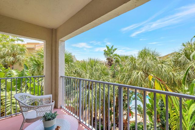 800 Uno Lago Drive 302, Juno Beach, FL 33408