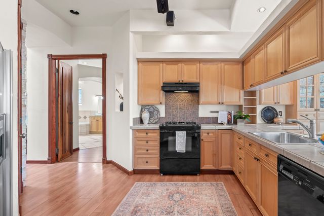 3001 Pueblo Grande, Santa Fe, NM 87507