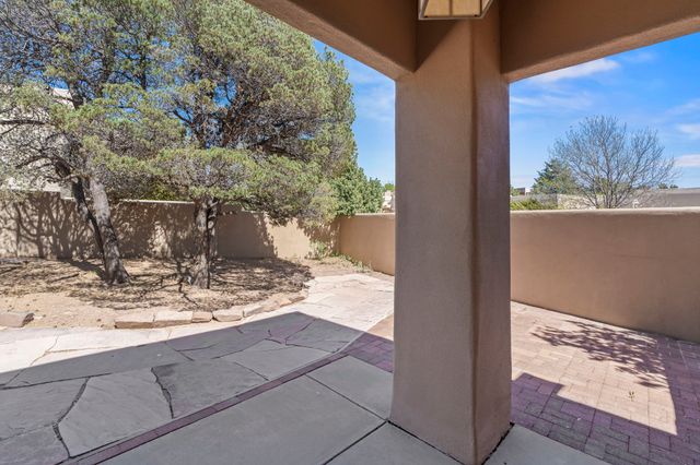 3001 Pueblo Grande, Santa Fe, NM 87507
