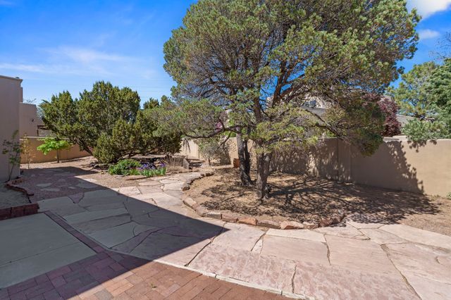 3001 Pueblo Grande, Santa Fe, NM 87507